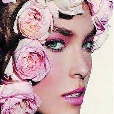 Dawn Osullivan's Instagram, Twitter & Facebook