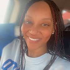 pregnant woman jumped at baby shower daisha