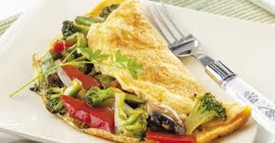 Recette De Omelette Au Brocoli Poivron Et Champignon Recette Recette Recettes De Cuisine Omelette