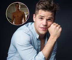 Teen Wolf” star Charlie Carver shows off his full moon in Big Sur 👀💥The  prospect of actor Charlie Carver getting n.ak.e.d will always sit well with  us — and if he strips