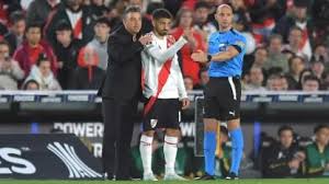 Lanzini vs. Gallardo: ¿Revancha o Resentimiento en Vélez-River?