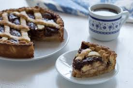 Una volta sfornata la torta lasciatela intiepidire. Crostata Ricotta E Nutella Ricetta Semplice Elvira Dolci E Cucina