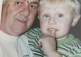 Mandy Bean (@Mandybean74)