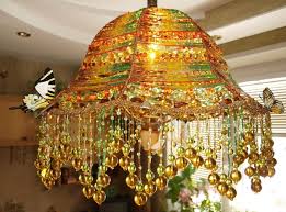 Velours améthyste , véritable dentelle de calais fabriqué à l'atelier belle epoque. Abat Jour Diy 92 Photos D Etapes Simples Pour Une Decoration De Lampe Originale