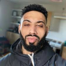 Kay Cronin's Instagram, Twitter & Facebook