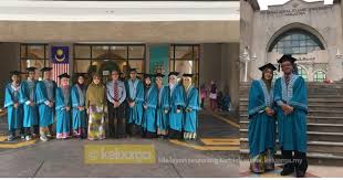 Hadiah anak masuk universiti kerajaan negeri selangor. Kisah Hebat Ibu Bapa Ini Didik 10 Anak Bergelar Graduan Universiti Sungguh Luar Biasa Motivasi Buat Yang Bergelar Ibu Bapa Keluarga