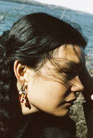 Free-Spirited and Sun-Kissed: Moriah Ziman Tests the New · Lomography