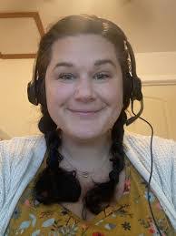 Amanda Leija's Instagram, Twitter & Facebook