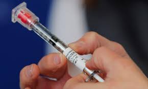 Τα 33 έχουν καταγραφεί έπειτα από εμβολιασμούς με εμβόλια mrna, δηλαδή με pfizer ή με moderna. Embolia Pfizer Kai Moderna Oi Parenergeies Poy Prepei Na 3eroyme Sportime Gr