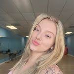 Crystal Neese's Instagram, Twitter & Facebook