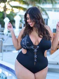 Pin On Pool N Surf Curvy Ladies