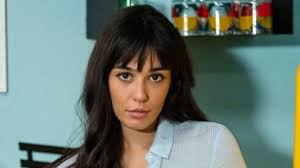 Un posto al sole", le anticipazioni: Fusco umilia ancora Rossella