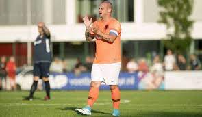 * senior club appearances and goals counted for the domestic league only. Wesley Sneijder Liebaugelt Mit Einem Comeback In Der Eredivisie