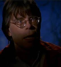 TODAY IS NATIONAL PIZZA 🍕 DAY celebrated every February 9! Stephen King  once played a pizza delivery guy in a cameo and I couldn't think of a  better post, lol 😂 #NationalPizzaDay #PizzaDeliveryGuy