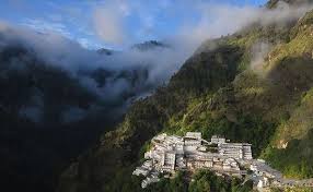 Beautiful maa vaishno devi temple image, maa vaishno devi temple photos gallery, vaishno scroll down to see goddess vaishno devi images, pictures, hd images and more. Vaishno Devi Tour 2n 3d Vaishno Devi Darshan Tour Package Katra