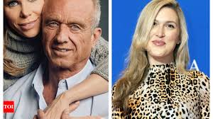 Olivia Nuzzi RFK Jr: RFK Jr may sue Olivia Nuzzi for bombarding him with  nudes: No romance, he was chased by porn - Times of India