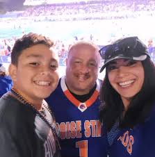 How many total yards and TDs will Ashton Jeanty have against Oregon Ducks?