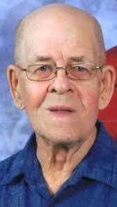 Robert Klampe's Instagram, Twitter & Facebook