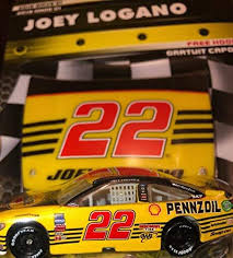 Just what you think it is, jeff gordon car my kid loved it, he grew up a jeff gordon fan, and it was his 24th birthday. Lionel Racing Nascar Authentics 2019 Wave 01 Joey Logano Https Www Amazon Com Dp B07nxw2swn Ref Cm Sw R Pi Dp U X Fbbbc Joey Logano Nascar Nascar Diecast