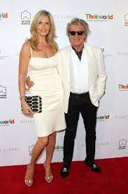 Model and photographer who modeled for the. Celebrity Couples With Extreme Height Differences Livingly