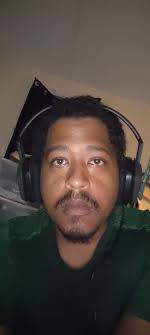 Hi all! I just wanted to introduce myself and share a photo that I took  (I'm the one with no tie) Been a life long fan of TP and read every Disc