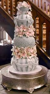 Cool Cake Silver Wedding Cake Amazing Wedding Cakes Beautiful Wedding Cakes