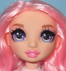 Rainbow High Bella Parker Deluxe Doll