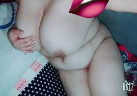 نودز حصرية لميلف مصرية بكتلة بزاز | منتديات ضجة للسكس العربي