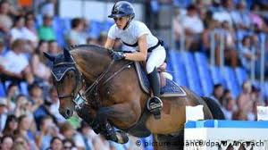 Anna kellnernova, 23, is the daughter of billionaire petr kellner, czech republic's richest man and founder of the ppf group. Interessenkonflikt Im Springreiten Sportlicher Erfolg Oder Volles Konto Sport Dw 31 01 2019