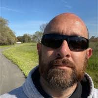 Irene Garnica's Instagram, Twitter & Facebook