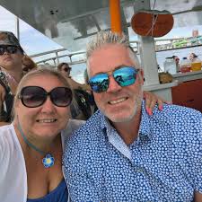 Is there plug in by the bed for small cpap machines? TIA