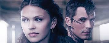 .and you're watching disney channel! Romeo Und Julia Im Sci Fi Gewand Start Der Kurzlebigen Serie Star Crossed Auf Dem Disney Channel Serien News Filmstarts De