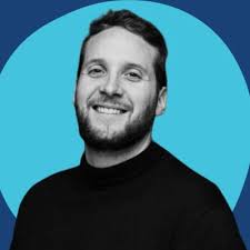 Très fier d'être une des "8 personnes qui fera la Normandie en 2024", à la  Une de Paris Normandie 🙈 Qu'ai-je fait pour mériter cela ? ➡️ Option 1 :  J'ai soutenu