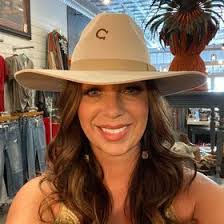 Jodie Houck's Instagram, Twitter & Facebook