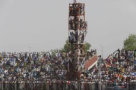 Excited supporters welcome Buhari
