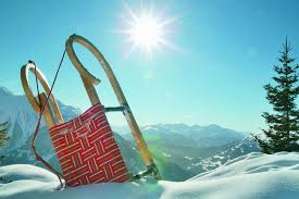 The hochzeiger lifts are just a few steps from the hotel, the ski. Winter Landhaus Raich