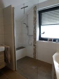 Pin Von Helena Galopolos Auf Bad Badezimmer Mit Dusche Badezimmer Ohne Fenster Badewanne Mit Dusche