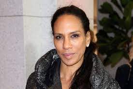 2,645 likes · 91 talking about this. Barbara Becker Man Wird Anders Behandelt Gala De