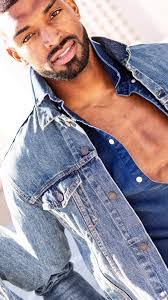 Nathaniel Bingham's Instagram, Twitter & Facebook