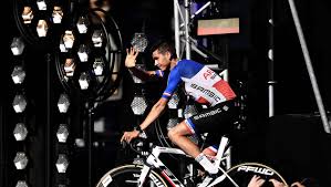 Le coureur morbihannais de la formation. Video Tour De France 2019 Warren Barguil Il Y A De L Impatience