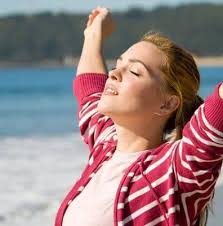 Lydia Watson's Instagram, Twitter & Facebook