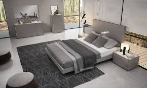 Faro Gray Queen Size Bed Faro J M Modern Beds In 2020 Bedroom Set Bedroom Furniture Sets King Bedroom Sets