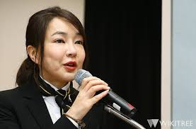 문재인 정부와 검찰의 싸움은 단순히 조국.사퇴시키느냐로. ìœ¤ì„ì—´ ë¶€ì¸ê¹€ê±´í¬ ìžë…€