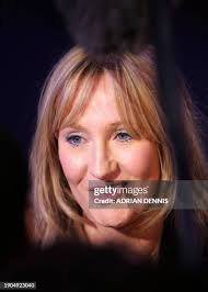 576 Reading Harry Potter Stock Photos, High-Res Pictures, and Images