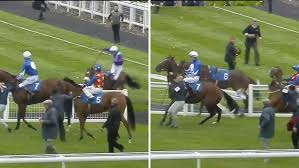 Shocking moment Oisin Murphy is thrown from horse