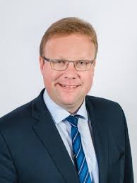 Frank Elling folgt Alfred Vehring als Fraktionsvorsitzender