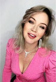 Os vídeos de Stella Becker (@wmari12) com Fernando (Fernando)