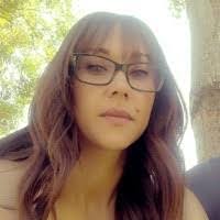 Toni Hendricks's Instagram, Twitter & Facebook