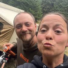 Seal wood to prevent mold in bioactive terrariums