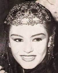 وكان المخرج رامى أمام، تسلم جائزة الريادة السينمائية للزعيم من مهرجان المركز. Sherihan Sherihanofficial Sherihanfans Sherihan Lovers Ø´ÙŠØ±ÙŠÙ‡Ø§Ù† Ø´Ø±ÙŠÙ‡Ø§Ù† Boho Accessories Fashion Bohomian